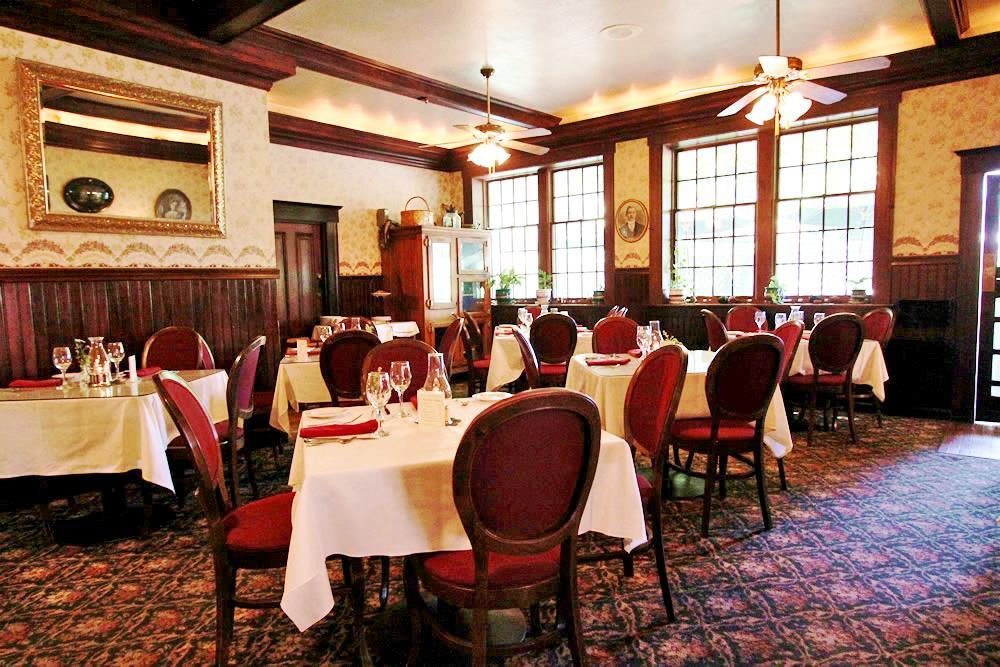 The National Hotel Jamestown Extérieur photo
