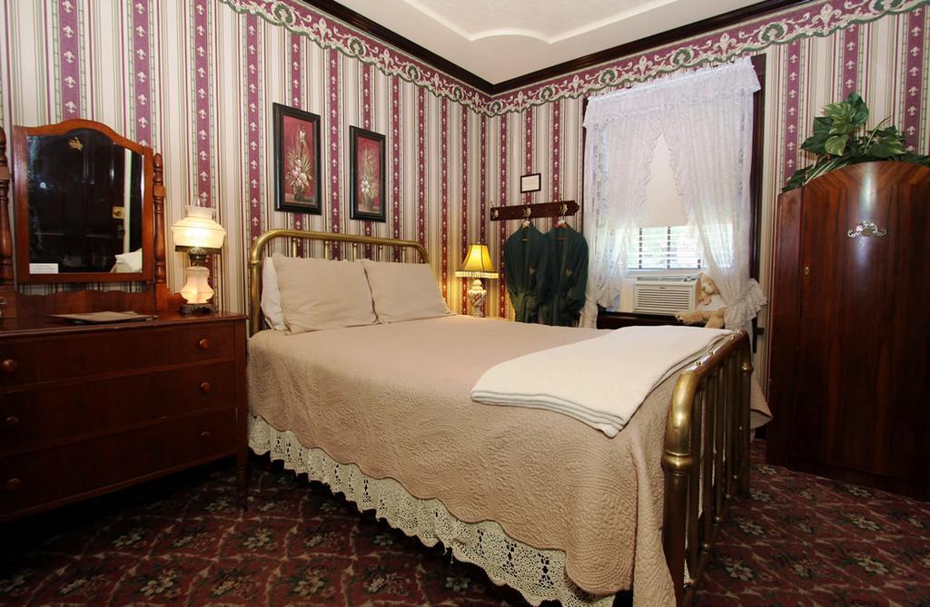 The National Hotel Jamestown Chambre photo