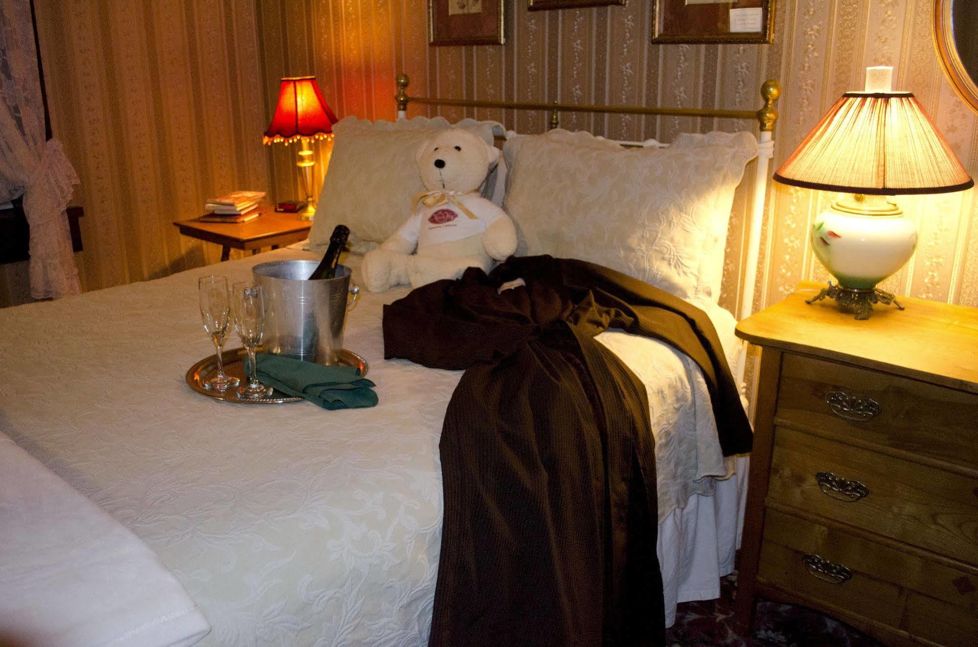 The National Hotel Jamestown Extérieur photo